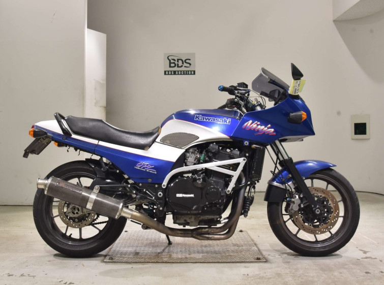 Мотоцикл Kawasaki GPZ900R з пробігом 52966 km