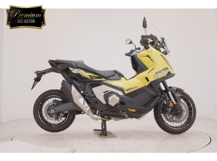 Мотоцикл Honda X-ADV750-2 с пробегом 3059 km