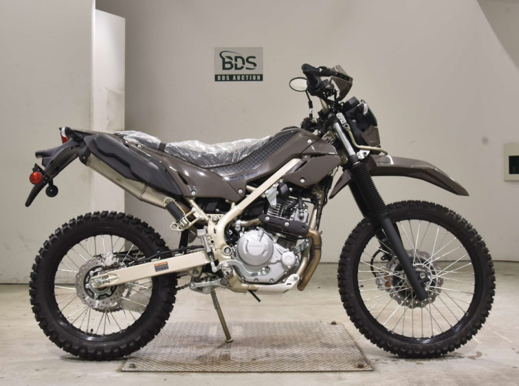 Мотоцикл Kawasaki KLX230 SHERPA