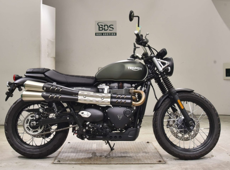 Мотоцикл Triumph SCRAMBLER 900 з пробігом 1582 km