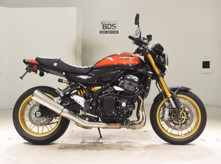 Мотоцикл Kawasaki Z900RS з пробігом 1915 km