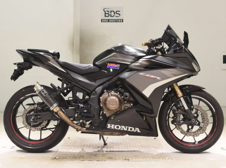 Мотоцикл Honda CBR400R з пробігом 12884 km