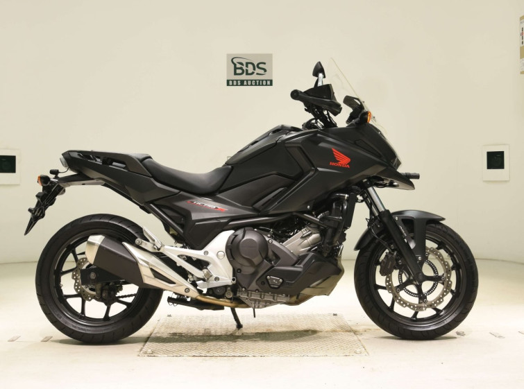 Мотоцикл Honda NC750XLDA с пробегом 28007 km
