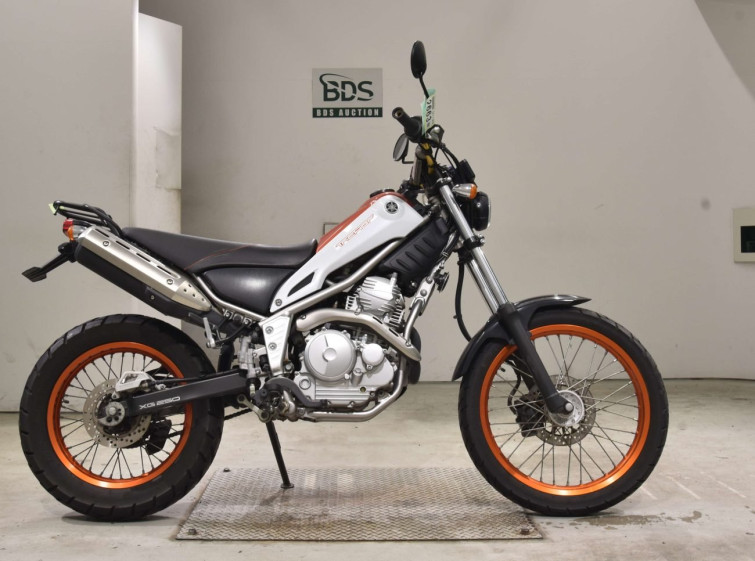 Мотоцикл Yamaha TRICKER с пробегом 19248 km