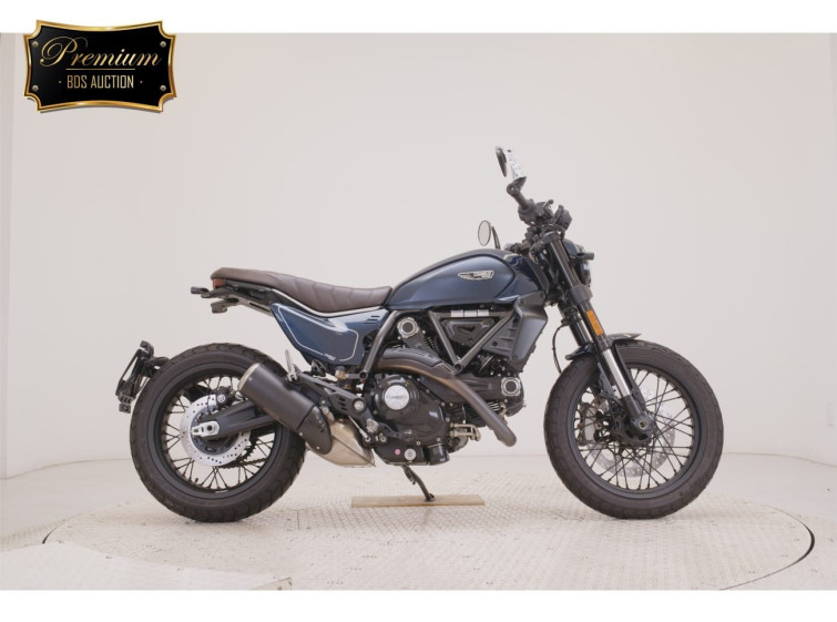 Мотоцикл Ducati SCRAMBLER NIGHT SHIFT з пробігом 928 km