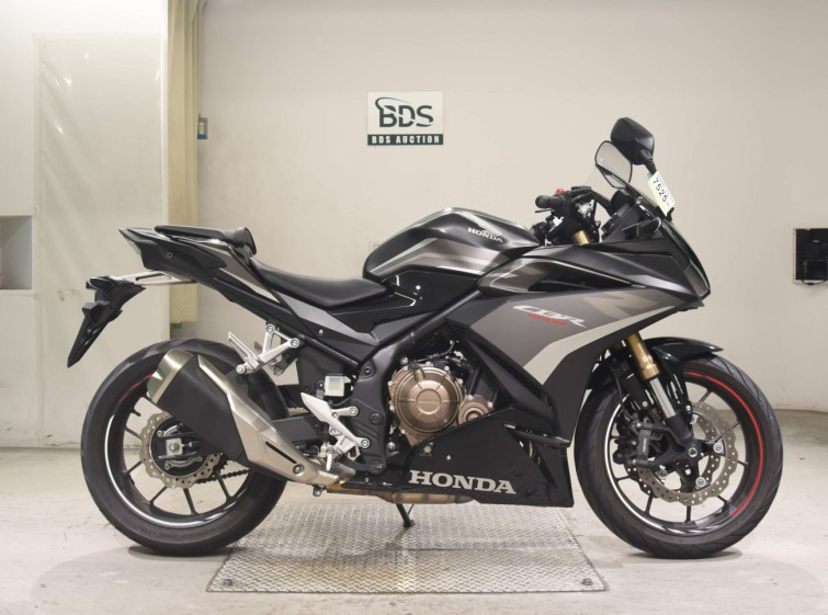 Мотоцикл Honda CBR400R з пробігом 6993 km