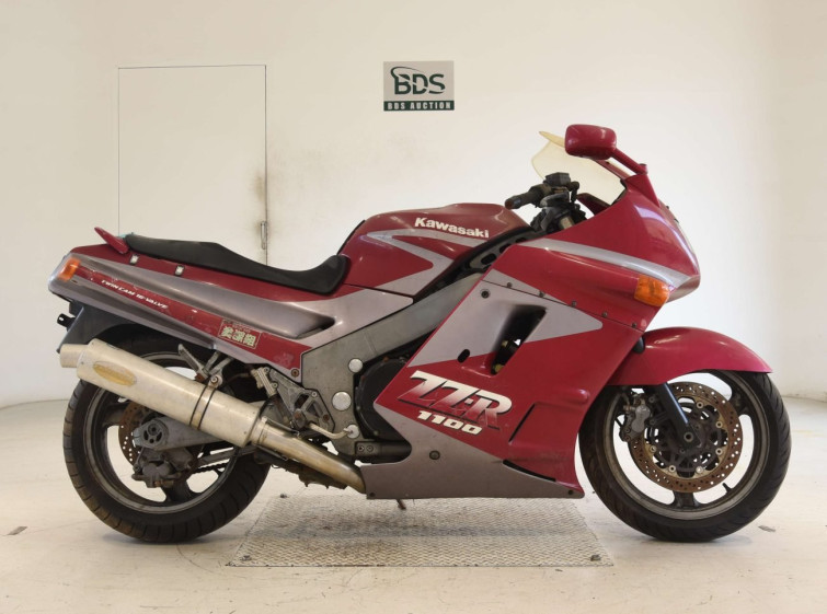 Мотоцикл Kawasaki ZZ-R1100 з пробігом 64775 km