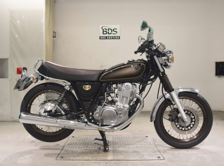 Мотоцикл Yamaha SR400 з пробігом 1966 km