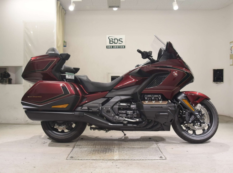 Мотоцикл Honda GL1800 TOUR D с пробегом 265 km