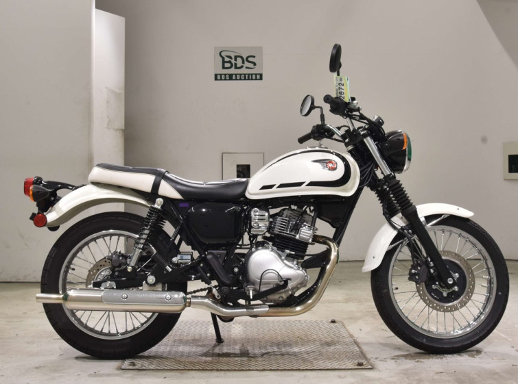 Мотоцикл Kawasaki W230 с пробегом 1245 km
