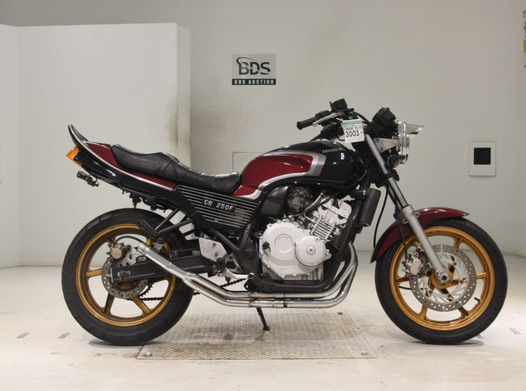 Мотоцикл Honda JADE CB250 с пробегом 20916 km