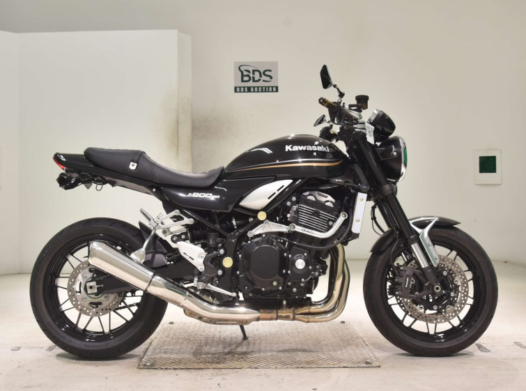 Мотоцикл Kawasaki Z900RS с пробегом 2506 km