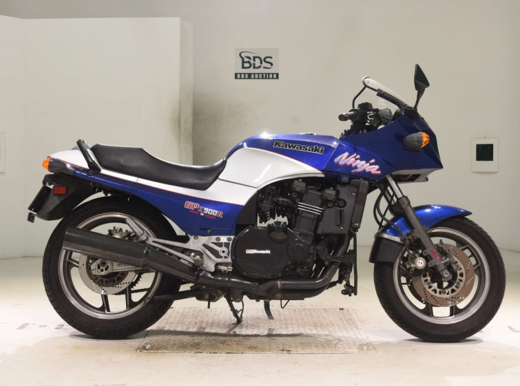 Мотоцикл Kawasaki GPZ900R с пробегом 42478 km