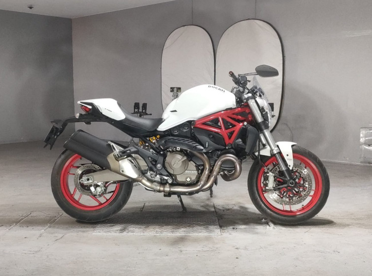 Мотоцикл Ducati MONSTER 821 з пробігом 3551 km