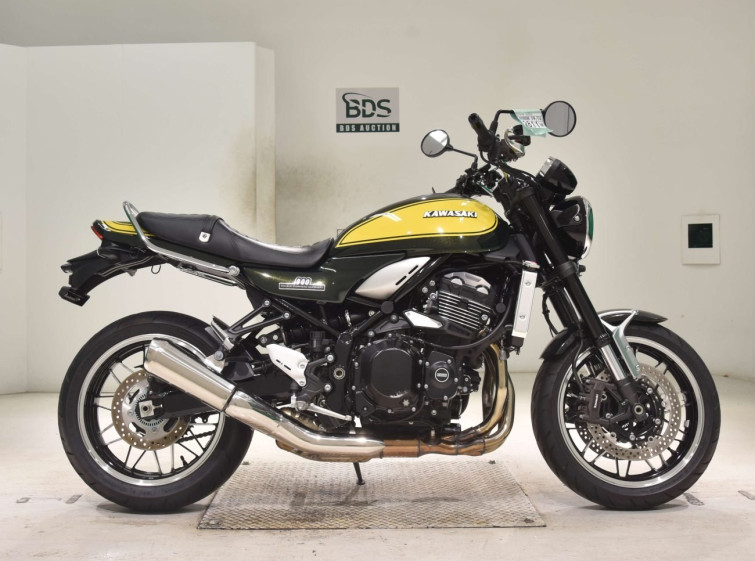 Мотоцикл Kawasaki Z900RS с пробегом 7007 km