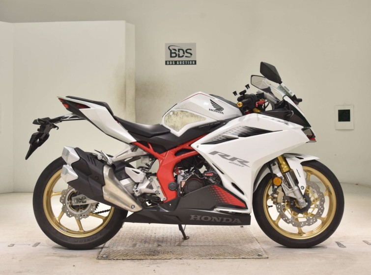 Мотоцикл Honda CBR250RRA с пробегом 14766 km
