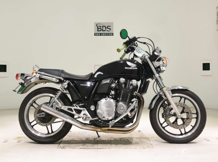Мотоцикл Honda CB1100 з пробігом 18848 km