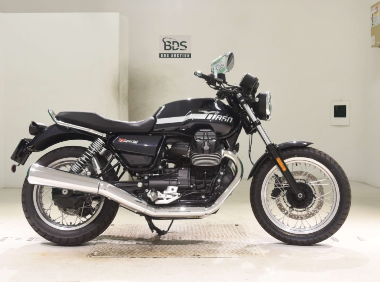 Мотоцикл Moto Guzzi V7 SPECIAL с пробегом 765 km