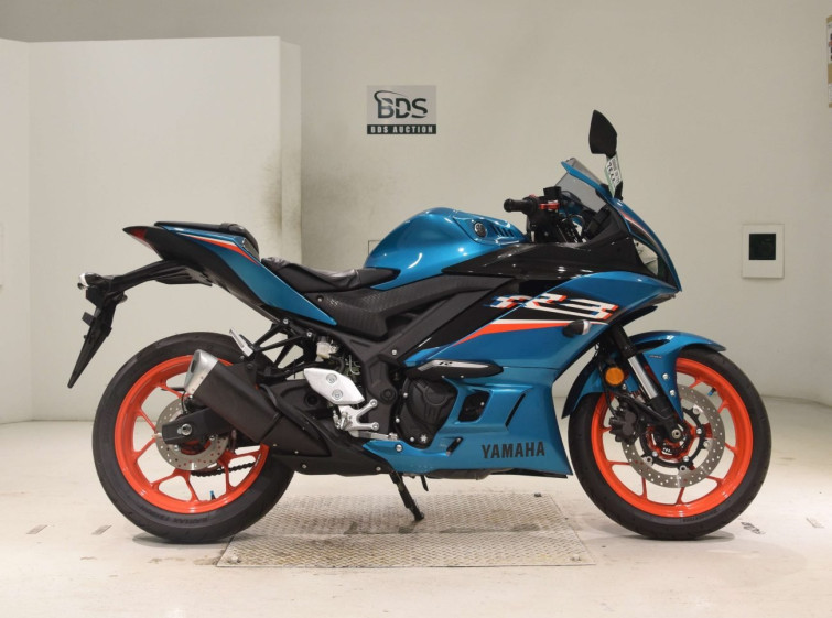 Мотоцикл Yamaha YZF-R3 з пробігом 4029 km