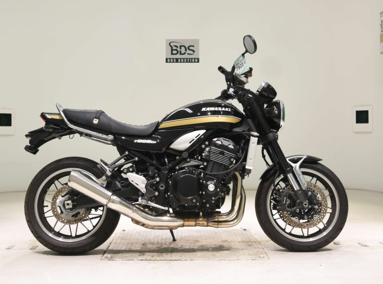 Мотоцикл Kawasaki Z900RS с пробегом 2175 km