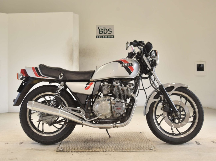 Мотоцикл Yamaha XJ400 с пробегом 39607 km