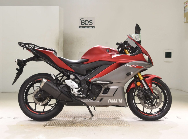 Мотоцикл Yamaha YZF-R3 з пробігом 17882 km