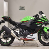 Мотоцикл Kawasaki NINJA400 з пробігом 4392 km