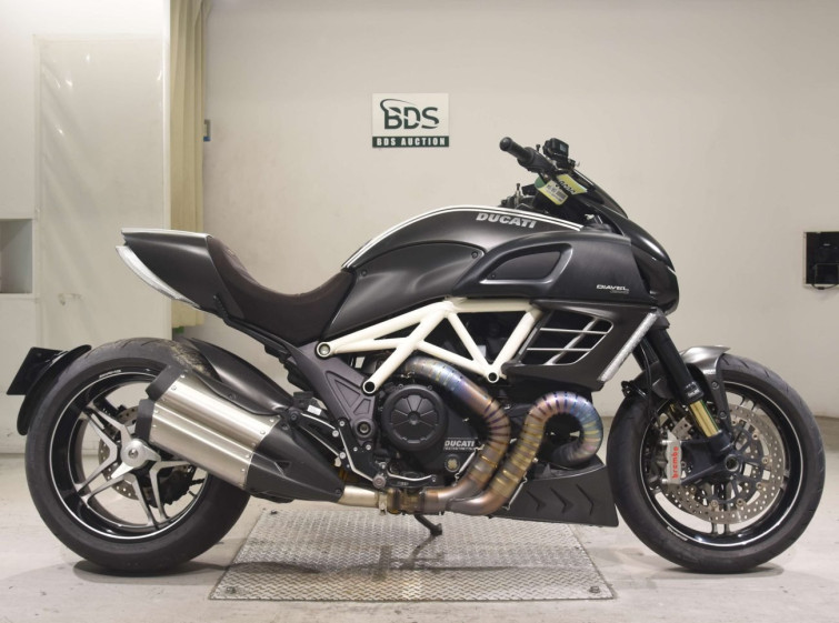 Мотоцикл Ducati DIAVEL с пробегом 6991 km