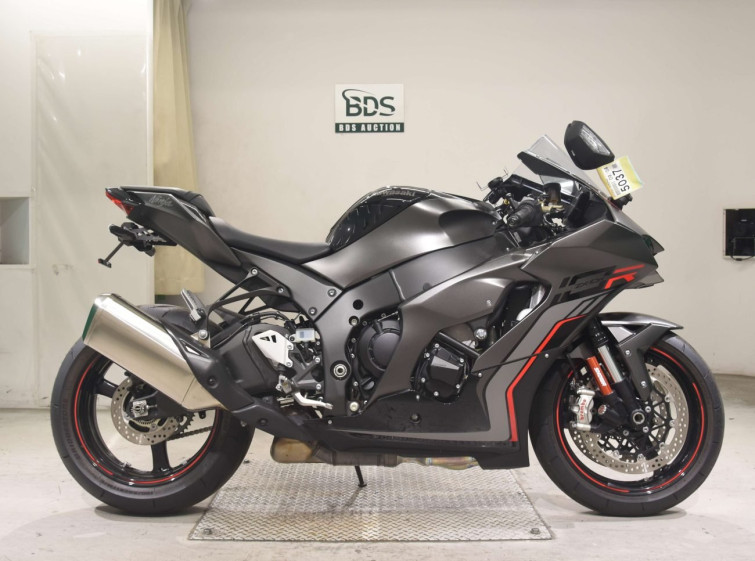 Мотоцикл Kawasaki NINJA ZX-10RA з пробігом 2075 km