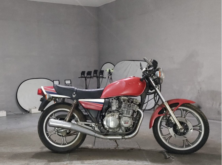 Мотоцикл Yamaha XJ400 с пробегом 15816 km