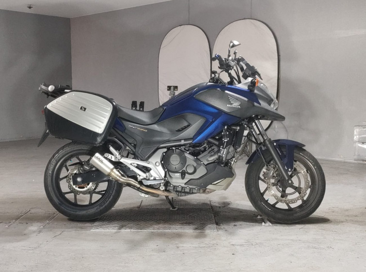 Мотоцикл Honda NC750X з пробігом 72958 km