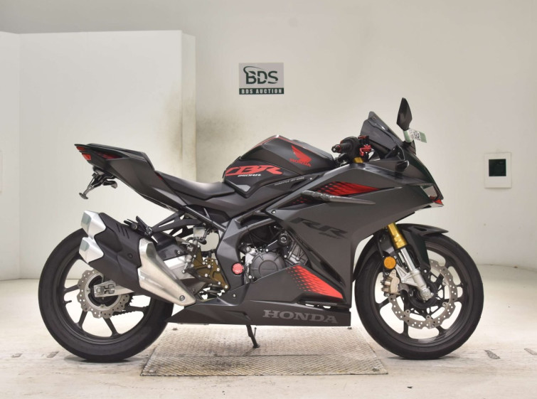 Мотоцикл Honda CBR250RRA с пробегом 18304 km