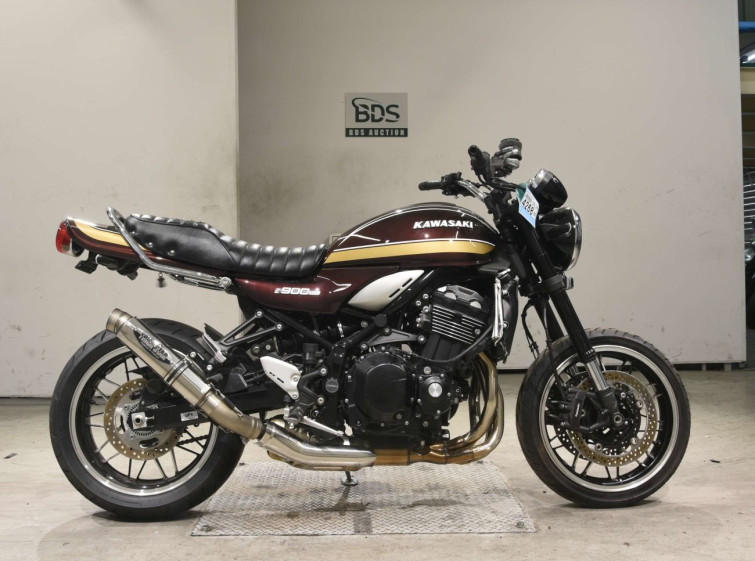 Мотоцикл Kawasaki Z900RS с пробегом 8131 km