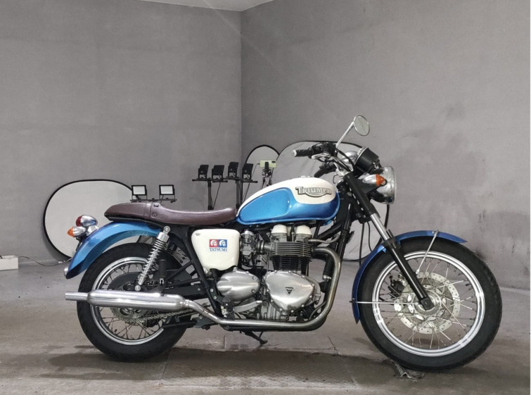 Мотоцикл Triumph BONNEVILLE с пробегом 10560 km