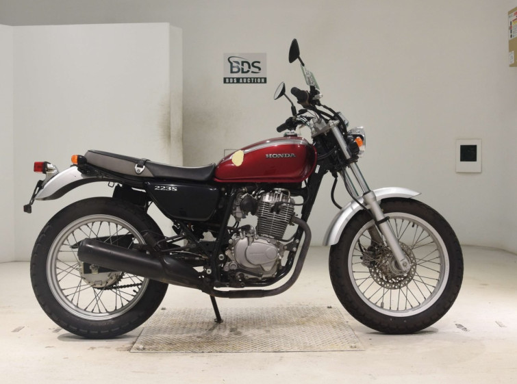 Мотоцикл Honda CB223S с пробегом 26845 km