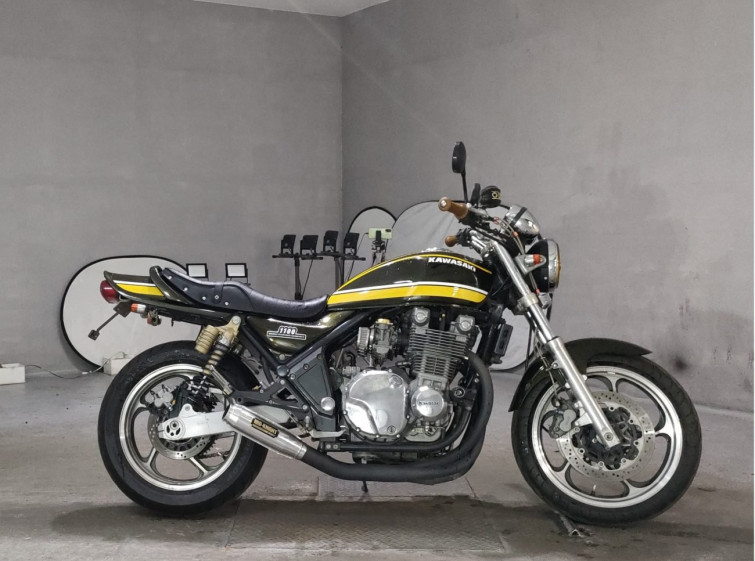 Мотоцикл Kawasaki ZEFAR 1100 с пробегом 14291 km