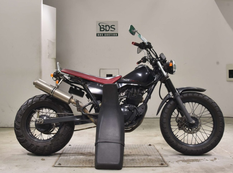 Мотоцикл Yamaha TW225 з пробігом 91747 km