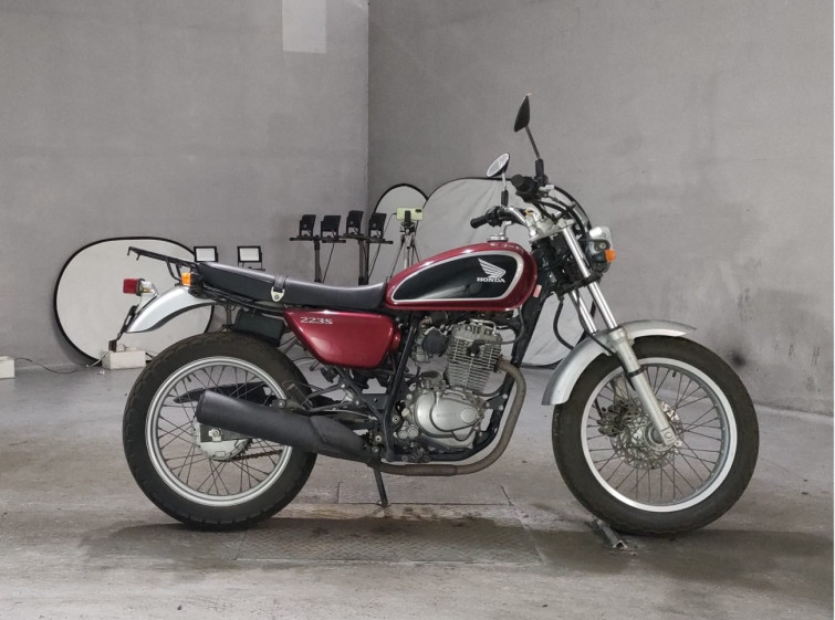 Мотоцикл Honda CB223S с пробегом 4803 km