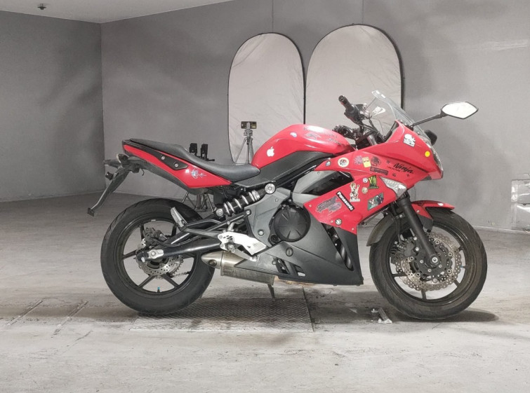 Мотоцикл Kawasaki ER-4N з пробігом 21204 km