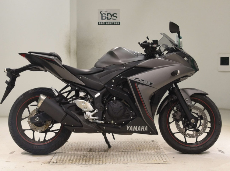 Мотоцикл Yamaha YZF-R3 с пробегом 5802 km