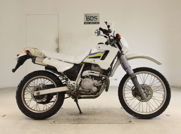 Мотоцикл Honda XL250 DEGREE з пробігом 39727 km