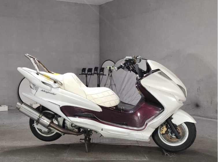 Мотоцикл Yamaha MAJESTY 250C