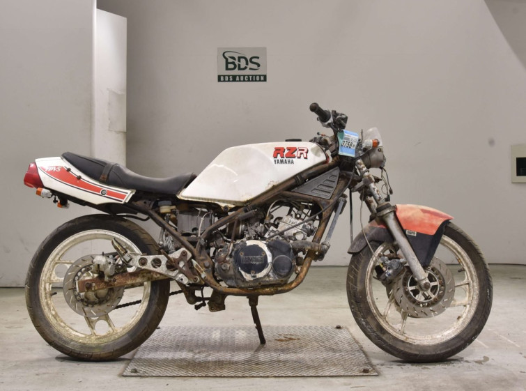 Мотоцикл Yamaha RZ250R