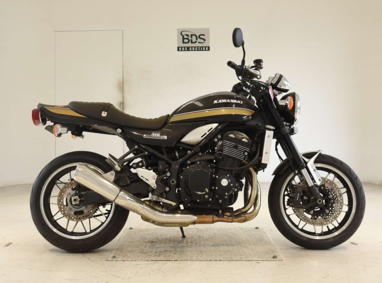 Мотоцикл Kawasaki Z900RS