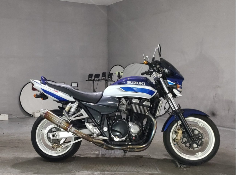Мотоцикл Suzuki GSX1400 з пробігом 54567 km