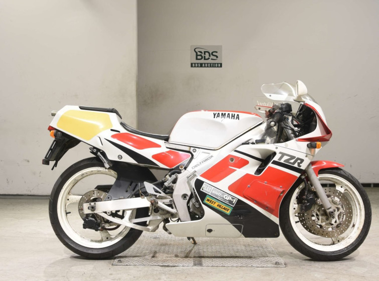 Мотоцикл Yamaha TZR250 з пробігом 28353 km