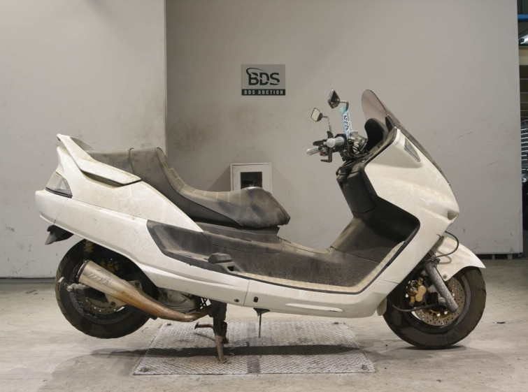 Мотоцикл Yamaha MAJESTY 250SV с пробегом 17255 km