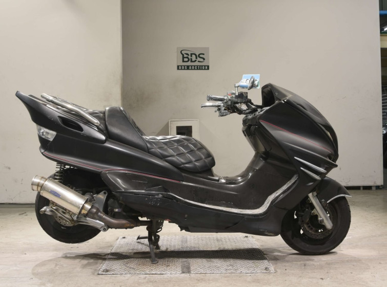 Мотоцикл Yamaha MAJESTY 250C