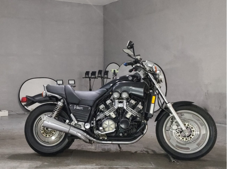 Мотоцикл Yamaha V-MAX1200 з пробігом 21712 m