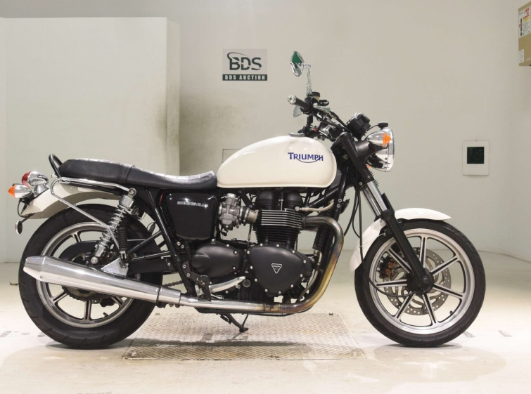 Мотоцикл Triumph BONNEVILLE с пробегом 22986 km